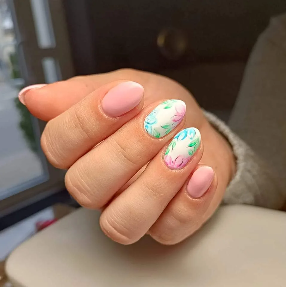 Zdjęcie manicure